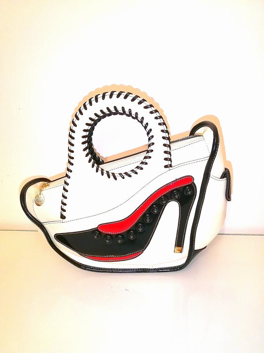 Sac en cuir maroquinerie artisanale forme talon blanc